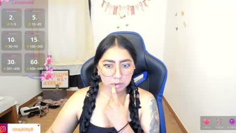 Snapshot of innocentchurchgirlll chatting on June 29, 2026, 5:35 pm Luna online show from June 29, 2026, 5:35 pm