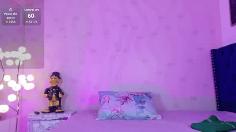 innocenthazel online show from February 11, 2026, 3:00 am