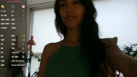 Laroa online show from August 1, 2026, 6:29 pm