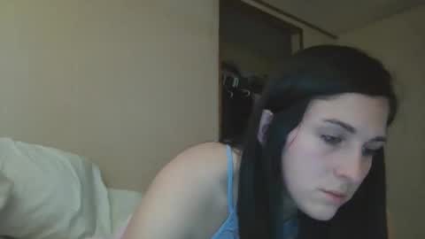 innocentlilsarah online show from November 5, 2025, 5:13 pm