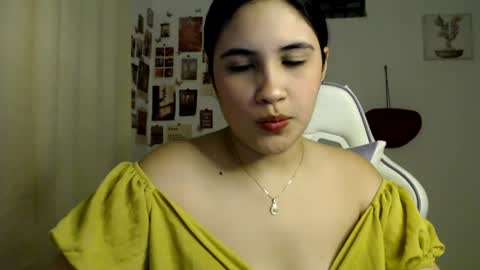 Snapshot of inocentheaven chatting on June 18, 2026, 12:33 am Celeste online show from June 18, 2026, 12:33 am