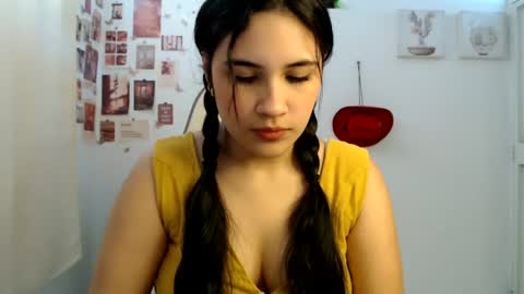 Snapshot of inocentheaven chatting on July 15, 2026, 12:43 pm Celeste online show from July 15, 2026, 12:43 pm