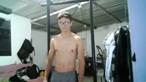Snapshot of inosukewild chatting on July 4, 2026, 2:29 am inosukewild online show from July 4, 2026, 2:29 am