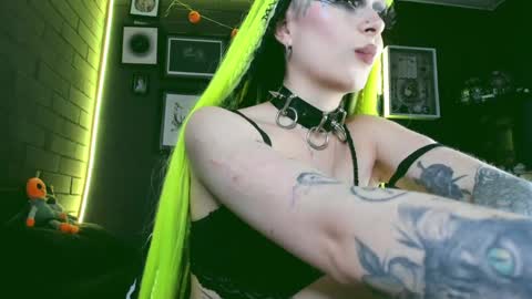   SANIA  online show from December 9, 2024, 10:30 pm