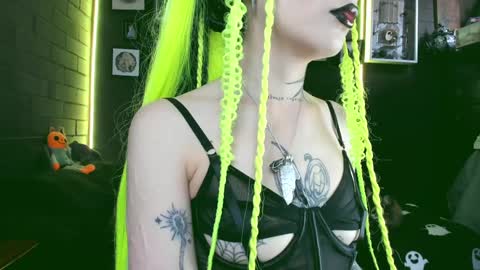   SANIA  online show from December 18, 2024, 8:25 pm