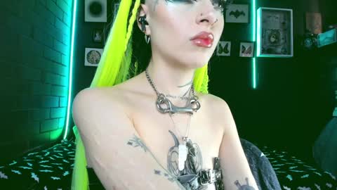   SANIA  online show from December 20, 2024, 6:24 pm