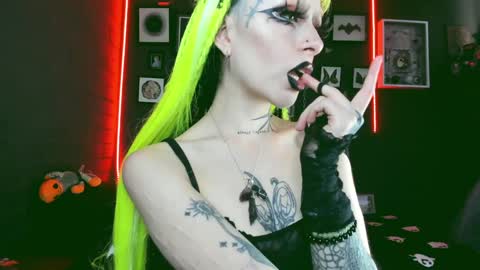   SANIA  online show from January 7, 2025, 5:42 pm