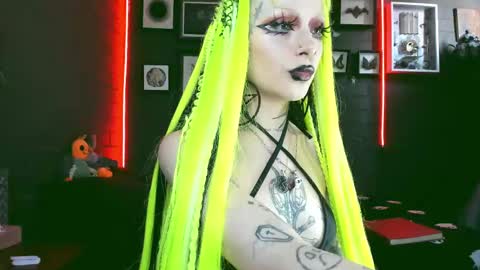   SANIA  online show from February 18, 2025, 8:14 pm