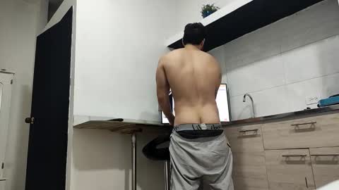 INSTAGRAM  camilodlx online show from November 27, 2025, 2:41 pm