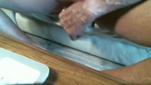 Snapshot of inspired2b chatting on October 15, 2025, 11:43 am inspired2b online show from October 15, 2025, 11:43 am