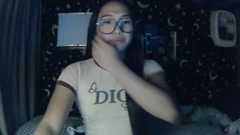 Snapshot of insulting_whoreifica chatting on December 14, 2025, 6:19 am MAXINE online show from December 14, 2025, 6:19 am