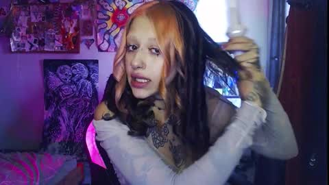 Snapshot of insunnity666 chatting on October 9, 2025, 8:23 am Insunnity666 online show from October 9, 2025, 8:23 am