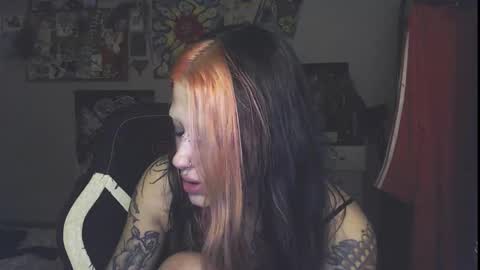 Snapshot of insunnity666 chatting on October 10, 2025, 6:51 pm Insunnity666 online show from October 10, 2025, 6:51 pm