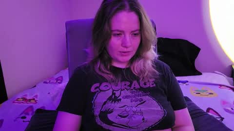 Faye online show from December 23, 2025, 4:54 am