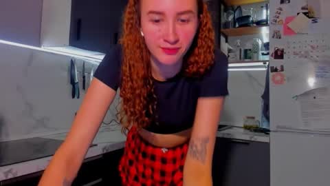 Snapshot of internetsexplorer chatting on February 24, 2026, 10:52 pm Bernadette Join online show from February 24, 2026, 10:52 pm