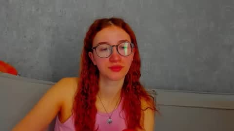 Snapshot of internetsexplorer chatting on March 15, 2026, 7:25 am Bernadette Join online show from March 15, 2026, 7:25 am