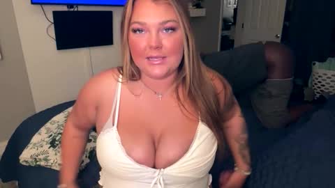 interracialfun379687 online show from April 28, 2026, 3:22 am