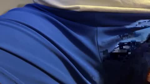 Snapshot of intressiert chatting on March 9, 2025, 8:42 pm intressiert online show from March 9, 2025, 8:42 pm