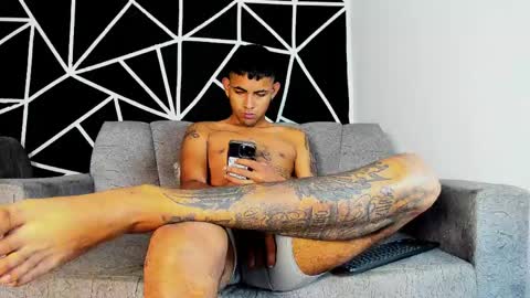 Snapshot of invictu_mastercum420 chatting on April 29, 2026, 2:37 am El Way online show from April 29, 2026, 2:37 am
