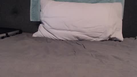 Snapshot of ipnsfw69 chatting on February 25, 2026, 5:28 am ipnsfw69 online show from February 25, 2026, 5:28 am