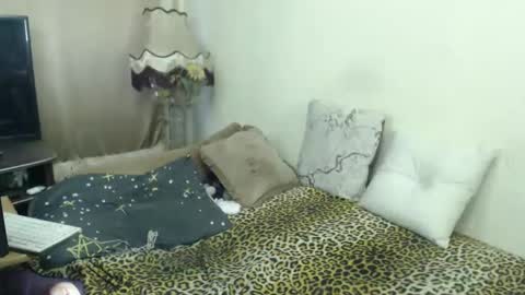 irenalegs online show from December 8, 2024, 11:35 am