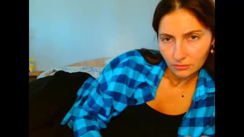 irina online show from September 26, 2025, 7:56 am