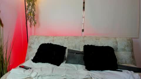 Snapshot of irina_beaux chatting on May 17, 2026, 5:09 pm online show from May 17, 2026, 5:09 pm