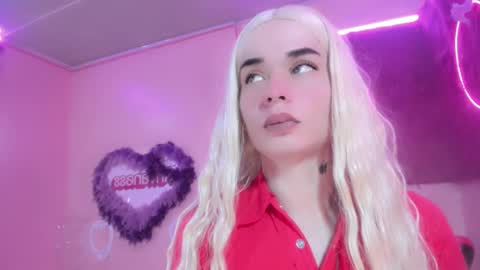 Snapshot of irina_lechera_ chatting on December 10, 2024, 11:32 am Irina online show from December 10, 2024, 11:32 am