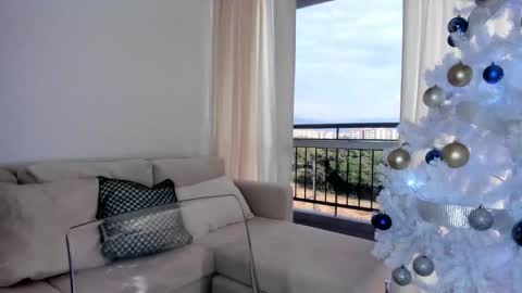 IRINA  online show from December 19, 2025, 1:18 pm