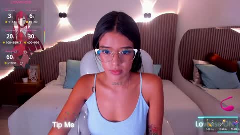 iris8_ online show from April 24, 2026, 7:38 pm