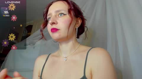 Snapshot of iris_crispy chatting on October 4, 2025, 3:37 am Iris online show from October 4, 2025, 3:37 am