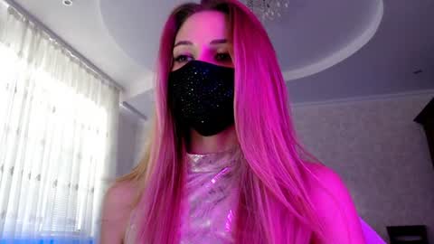 Snapshot of iris_lave chatting on July 12, 2026, 4:42 pm Lily online show from July 12, 2026, 4:42 pm