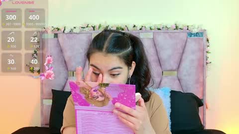 Snapshot of iris_mandarinne chatting on June 8, 2026, 5:13 pm Iris online show from June 8, 2026, 5:13 pm