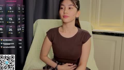 iris on cam online show from September 24, 2025, 2:31 pm