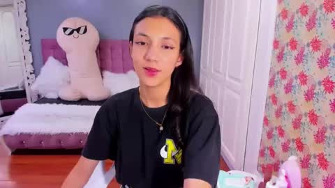 Snapshot of iris_stone_ chatting on December 6, 2024, 9:46 pm Iris online show from December 6, 2024, 9:46 pm