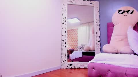 Snapshot of iris_stone_ chatting on January 14, 2025, 1:28 pm Iris online show from January 14, 2025, 1:28 pm