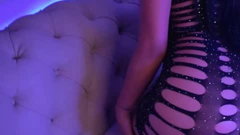 Iris online show from February 22, 2025, 9:04 pm