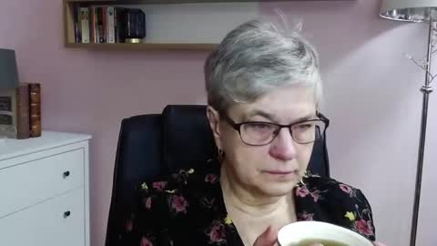 I R I S online show from December 23, 2024, 7:28 am