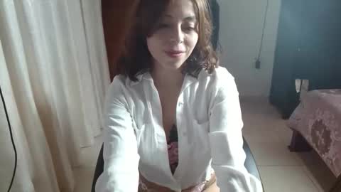 Snapshot of irisarellano_ chatting on May 9, 2026, 2:55 pm irisarellano_ online show from May 9, 2026, 2:55 pm