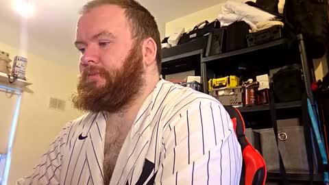 twitter theirishman205 online show from December 20, 2025, 10:33 am