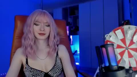 Snapshot of irisice chatting on July 11, 2026, 4:32 pm Miss Iris Fansly Miss Iris new inst. online show from July 11, 2026, 4:32 pm