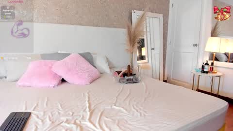 Iriss  online show from March 6, 2026, 4:20 am