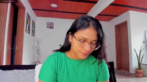 iris online show from September 25, 2025, 11:14 am