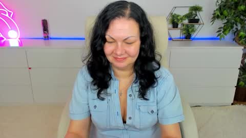 Iris online show from March 5, 2026, 7:37 am