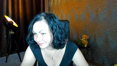 Snapshot of irissmoon1 chatting on July 14, 2026, 6:13 pm Iris online show from July 14, 2026, 6:13 pm