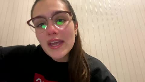 Snapshot of irisss31 chatting on February 6, 2025, 7:07 pm irisss31 online show from February 6, 2025, 7:07 pm