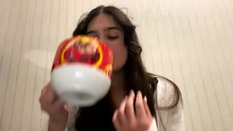 Snapshot of irisss31 chatting on February 25, 2025, 6:53 pm irisss31 online show from February 25, 2025, 6:53 pm