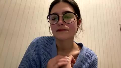 Snapshot of irisss31 chatting on March 10, 2025, 7:29 pm irisss31 online show from March 10, 2025, 7:29 pm