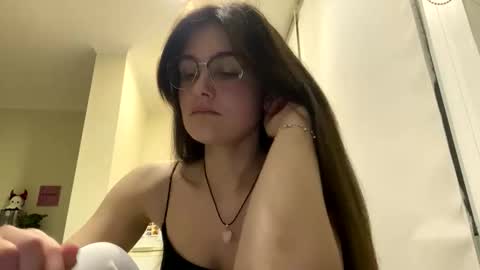 Snapshot of irisss31 chatting on May 12, 2026, 7:22 pm irisss31 online show from May 12, 2026, 7:22 pm