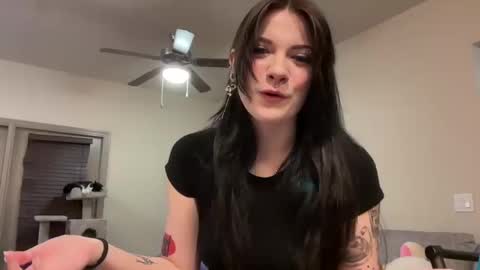 Snapshot of irissweets chatting on September 27, 2025, 1:10 am irissweets online show from September 27, 2025, 1:10 am